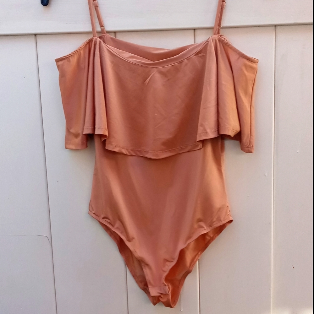 Forever 21 nude color off shoulder bodysuit